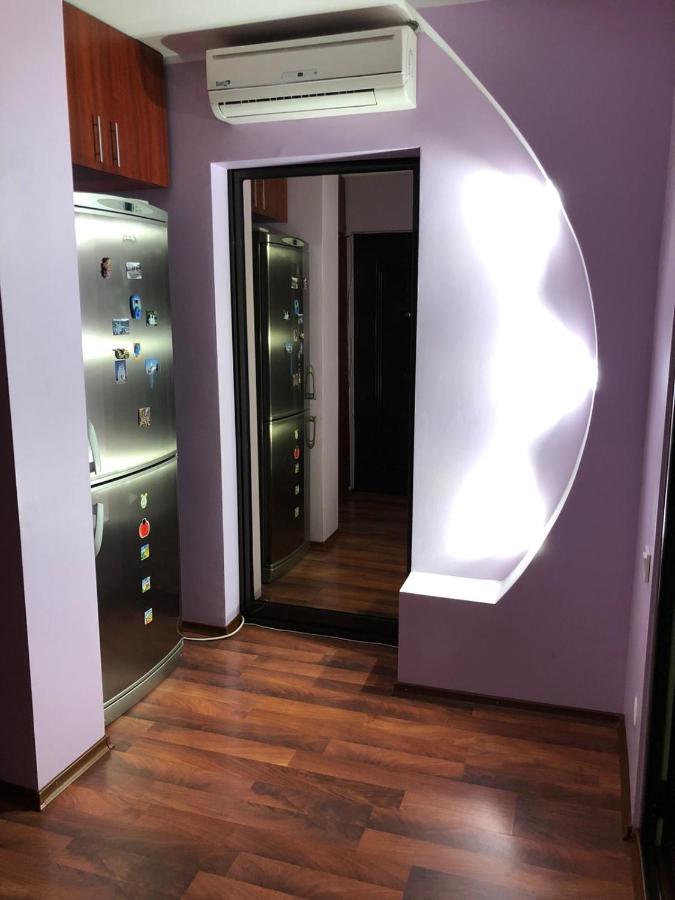 Clau Apartment Galaţi Eksteriør bilde